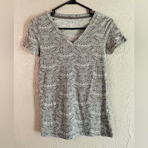 Women’s Mossimo Supply Co Owl Vintage V Neck T Shirt Size S